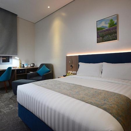 Blue Lotus Hotel Davao City Kültér fotó